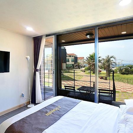 J Raum Resort Согвіпо Екстер'єр фото