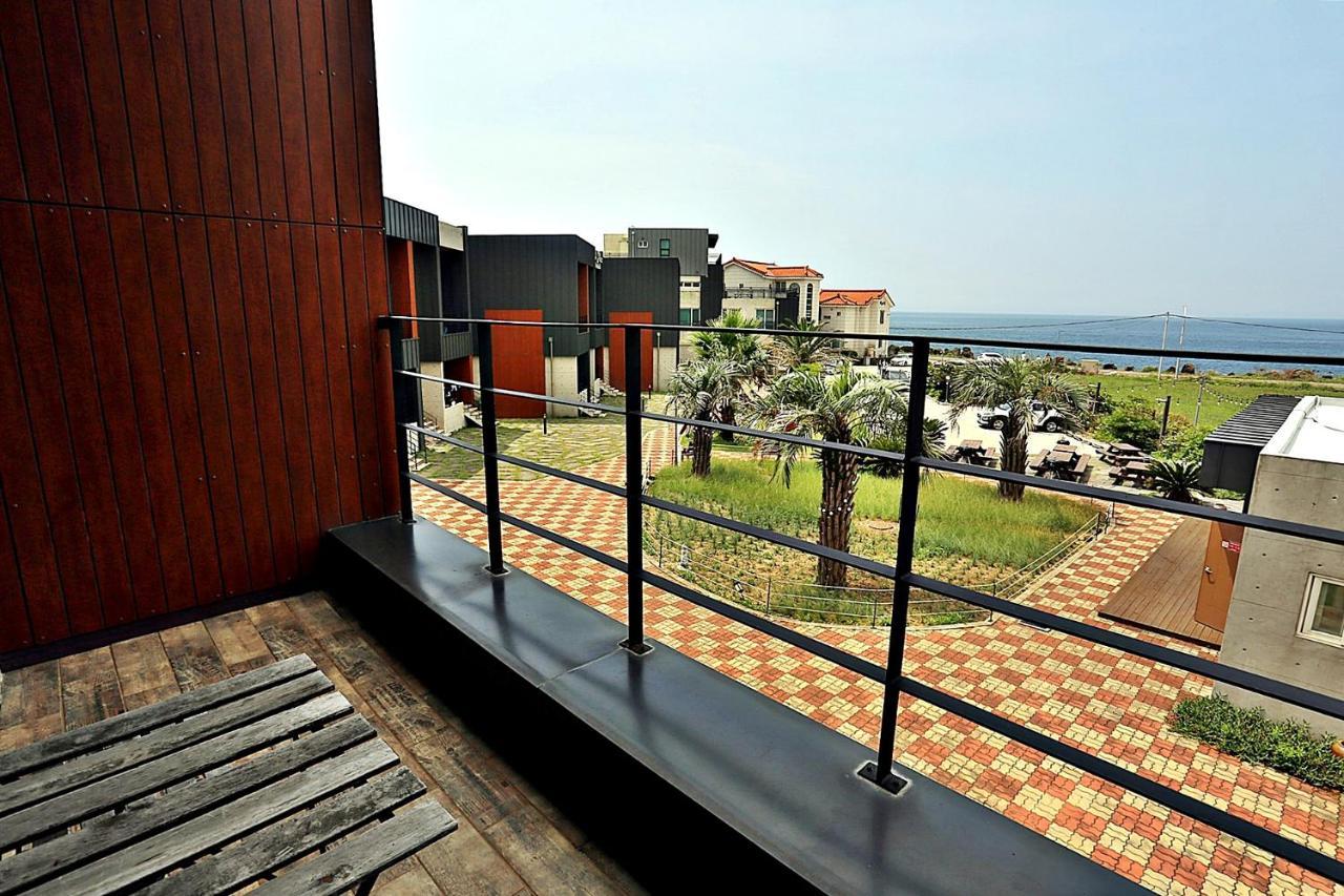 J Raum Resort Согвіпо Екстер'єр фото